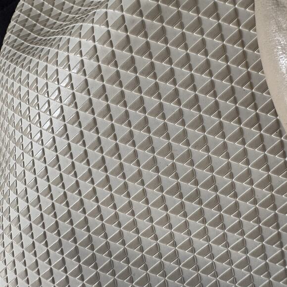 Vintage 1983 Liz Claiborne Drawstring Bucket Shoulder Bag Cream & Tan Triangles - Picture 8 of 15